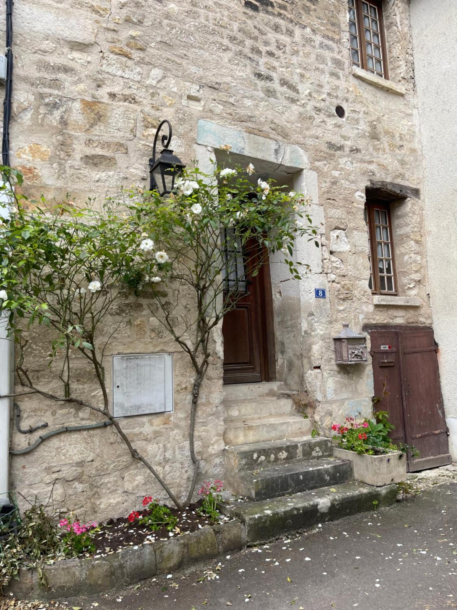 La Maison D'Alienor - Gites De Caractere A Chablis - 89 מראה חיצוני תמונה